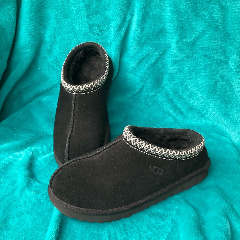 UGG Tasman Slippers